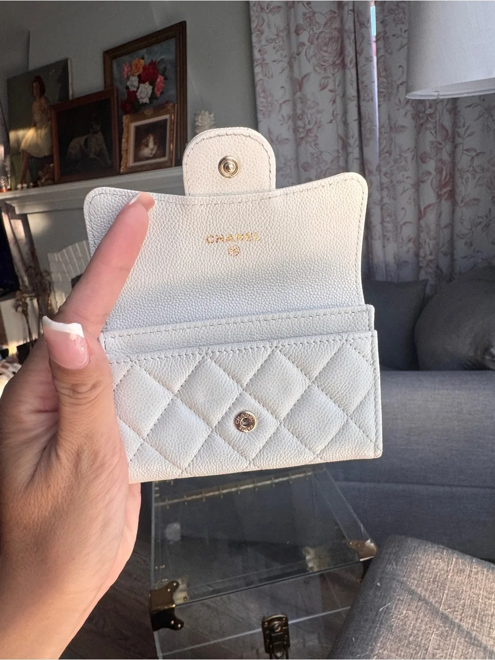 CHANEL compact quilted